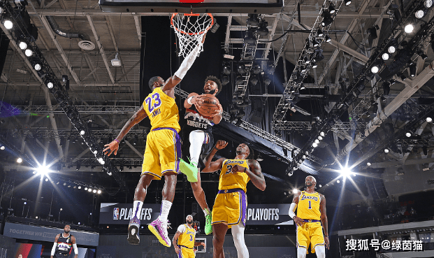  尼斯主场逆转取胜，主帅战术获盛赞  